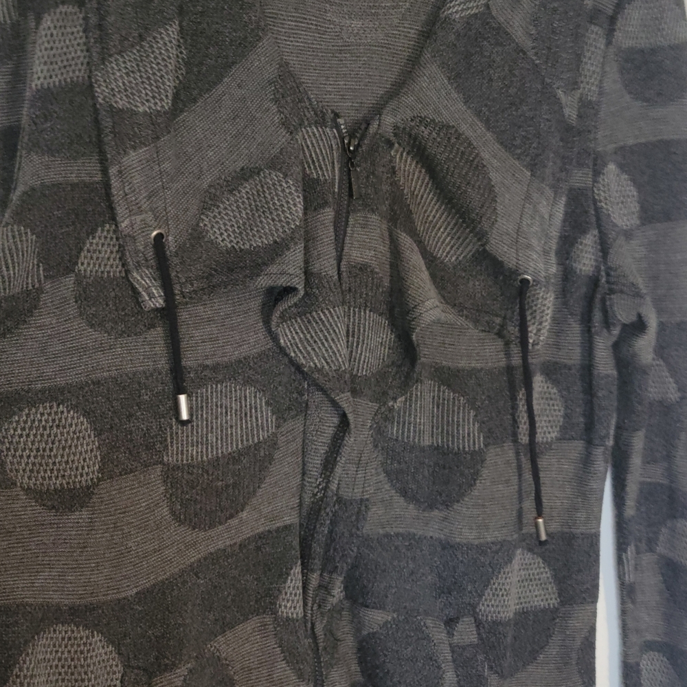 Light Weight Patterned Cardigan Jacket - image 3